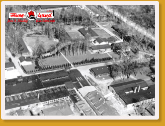 Firmengelände 60er Jahre Hohenlockstedt mit Wohnhäusern der Familie Nier